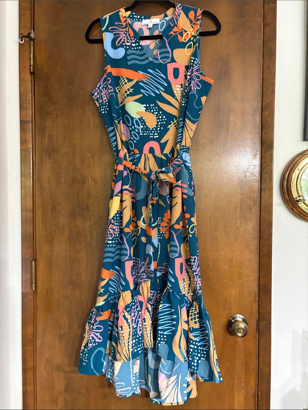Susan Graver Teal Abstract Floral V-
Neck Dress with Coral and Pink hi-low hem M